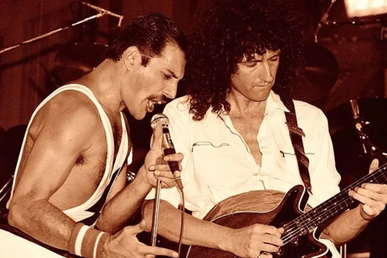 “I still don’t find it easy! It’s one of the most unnatural riffs to play you could possibly imagine”: Brian May finds Bohemian Rhapsody difficult to perform – and he points the blame at “riffmeister” Freddie Mercury